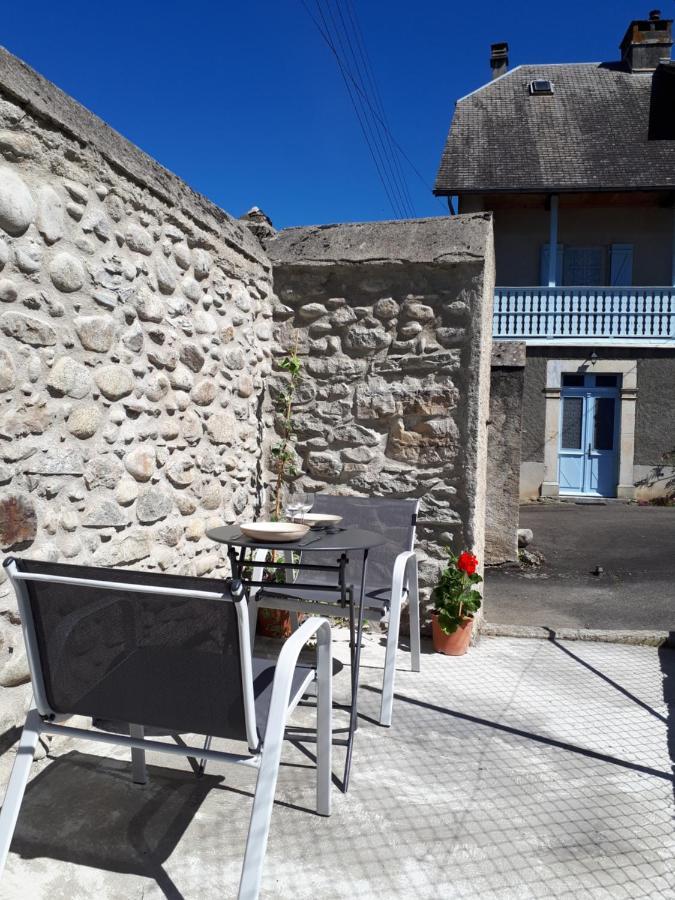 Bel Appartement Renove Dans Maison Bigourdane Pouzac Luaran gambar